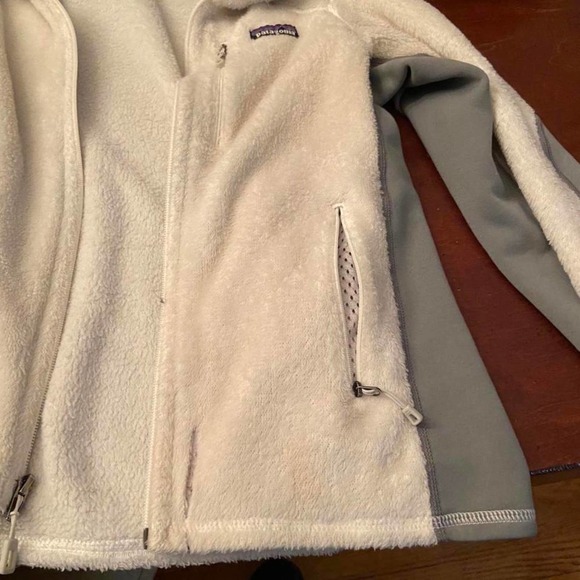 Patagonia fleece size xs - Picture 3 of 4